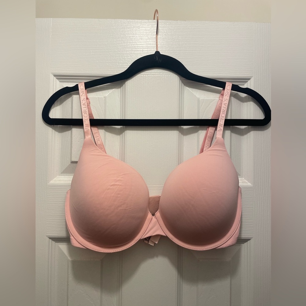 Victoria's Secret Light Pink Padded T-Shirt Bra